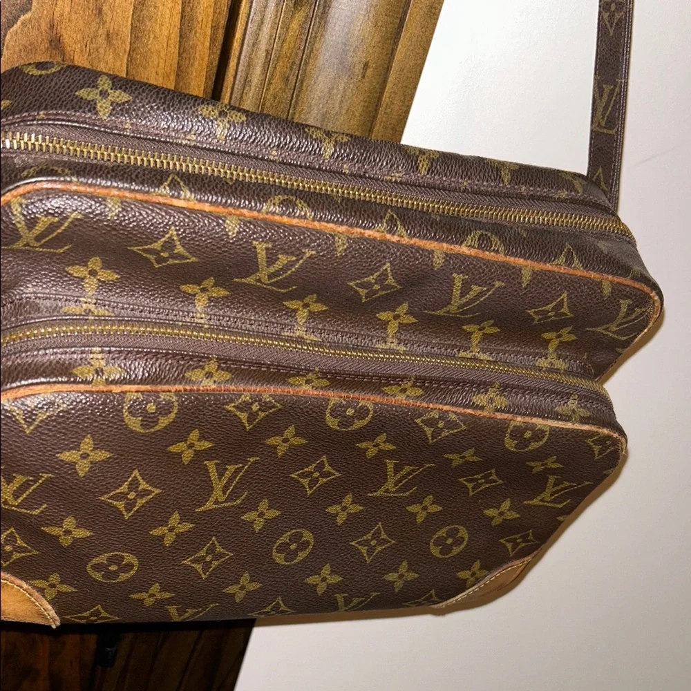 Louis Vuitton Monogram Brown Reporter Bag - Picture 9 of 16